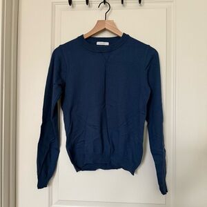 Chuu Sweater